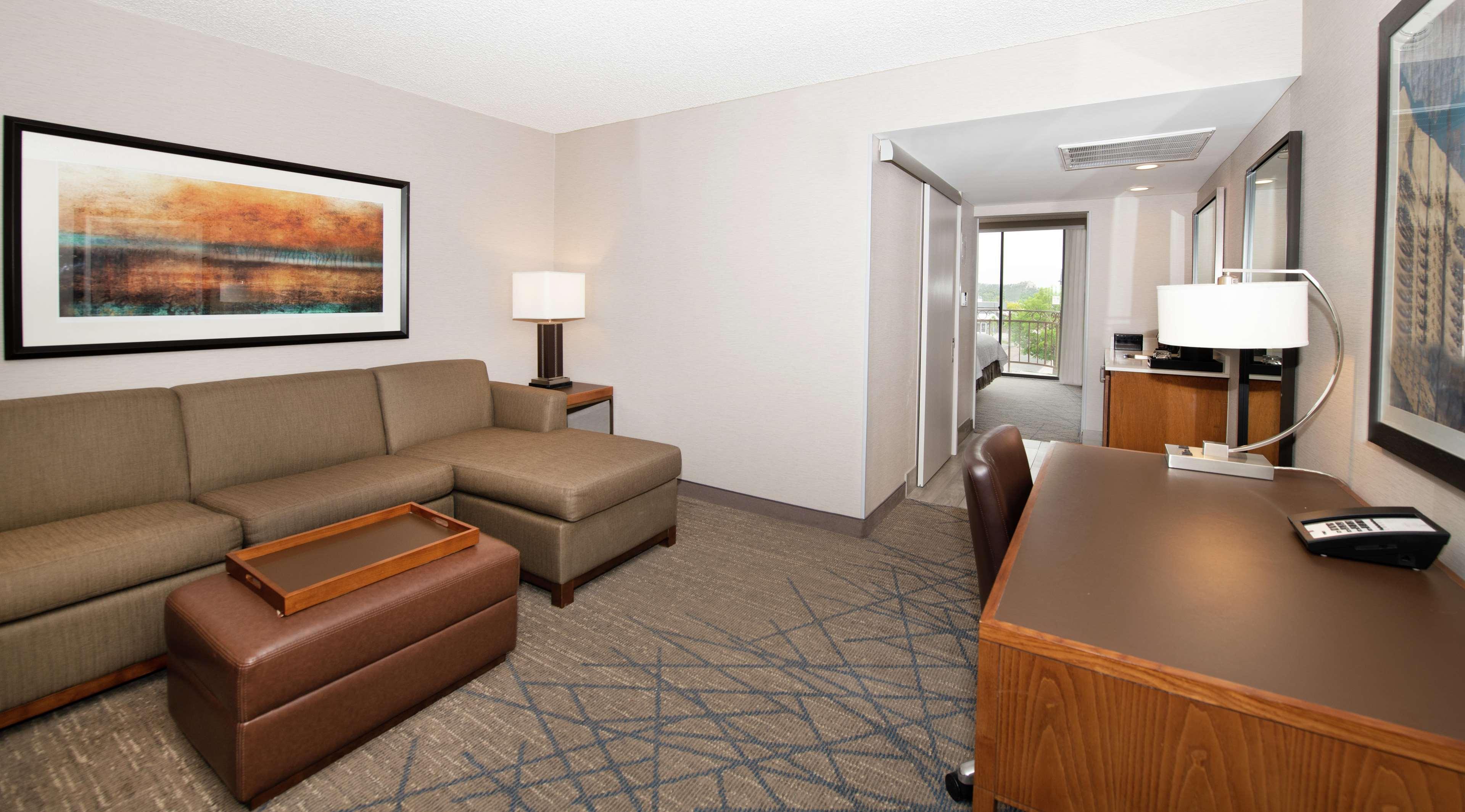 Embassy Suites By Hilton Κολοράντο Σπρινγκς Εξωτερικό φωτογραφία