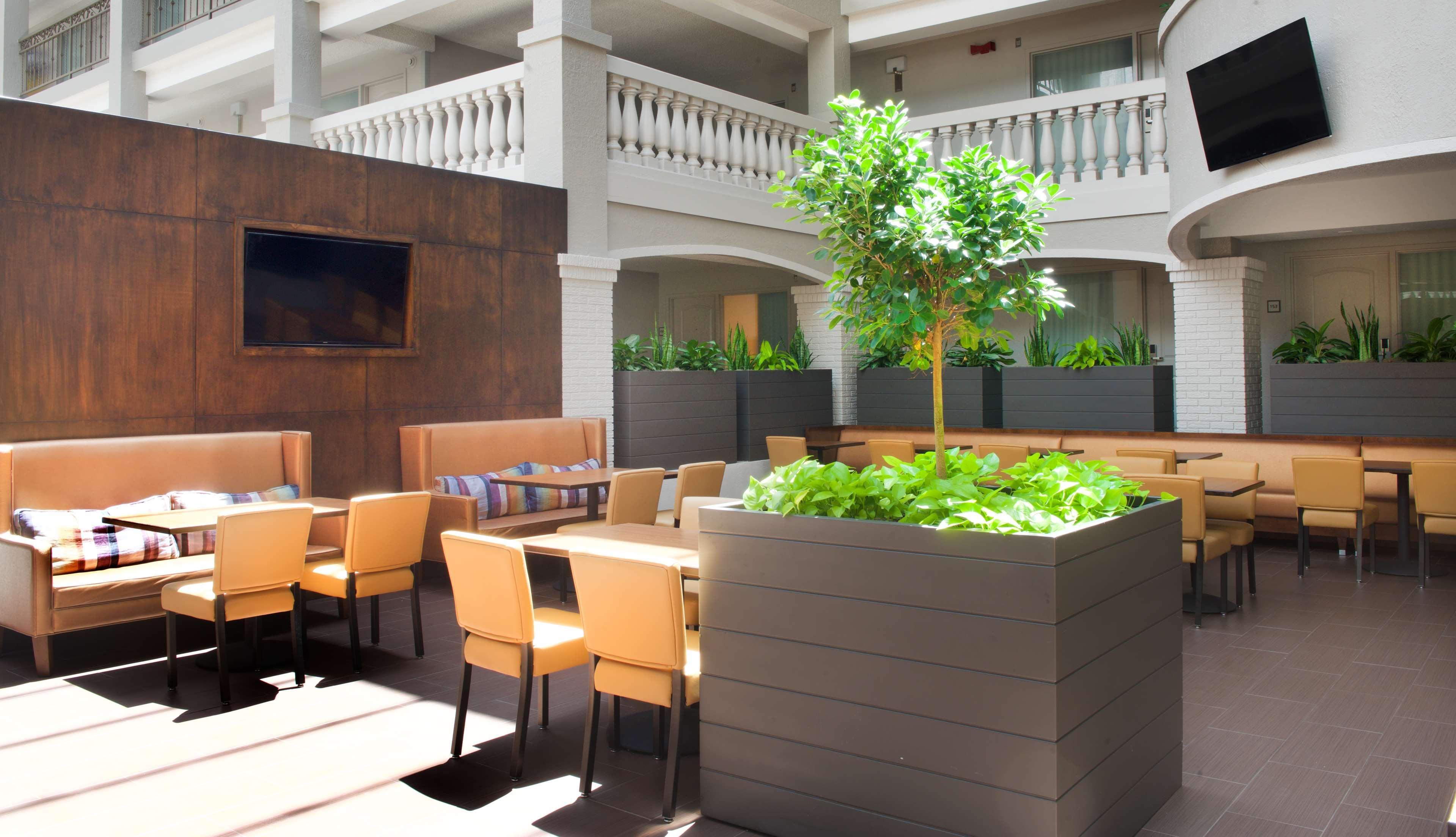 Embassy Suites By Hilton Κολοράντο Σπρινγκς Εξωτερικό φωτογραφία